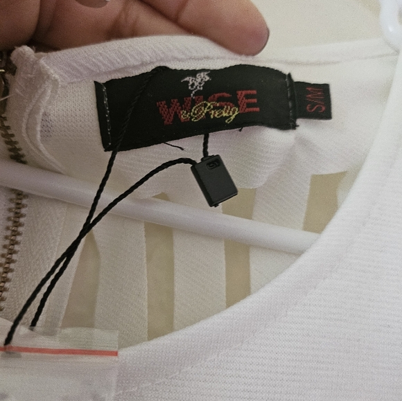 Wise & Pretty Sequin Cut Out Strappy Tank NWT - Picture 3 of 6